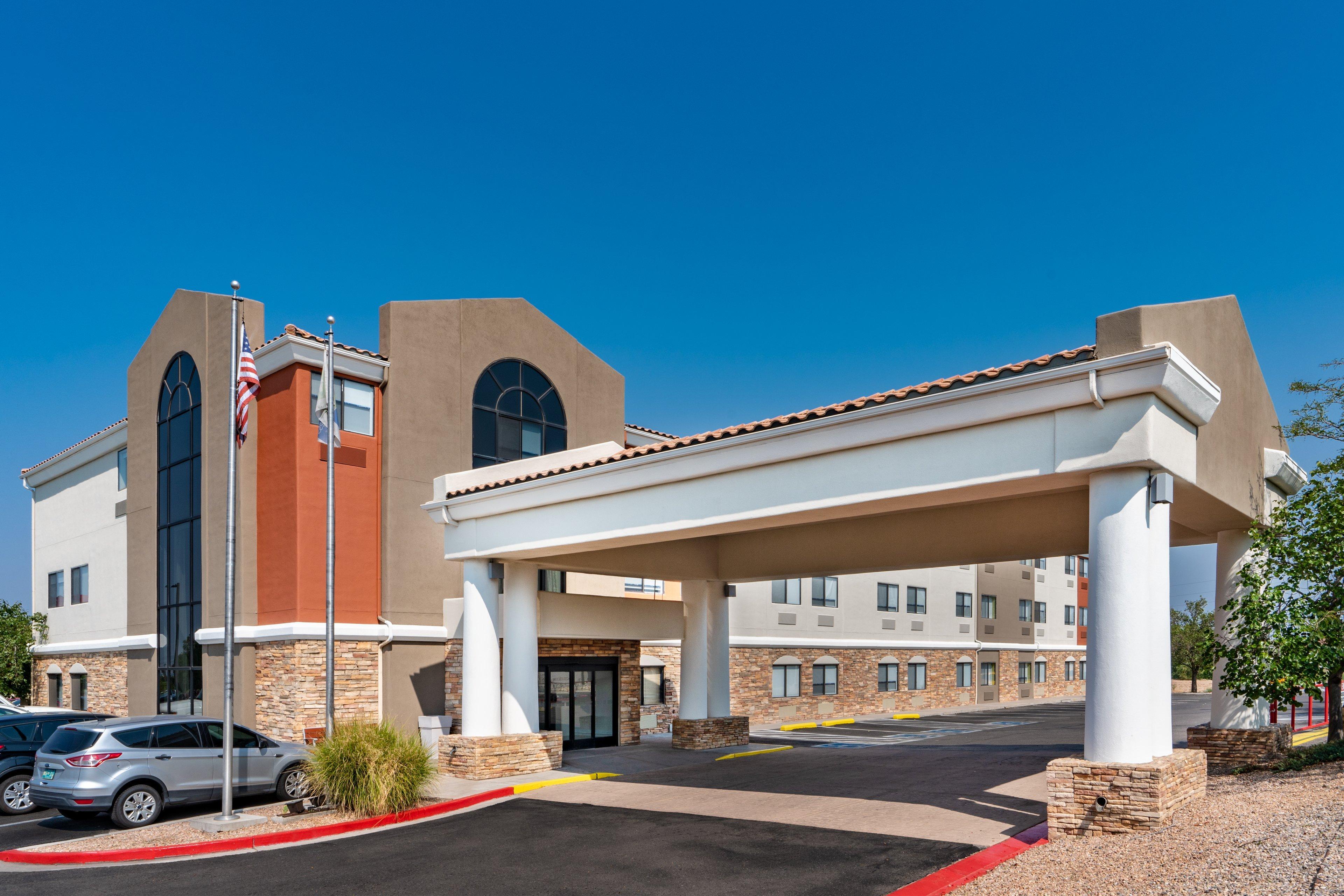 Holiday Inn Express Hotel & Suites Albuquerque - North Balloon Fiesta Park By Ihg Exteriör bild